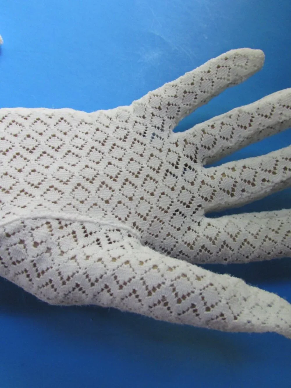 Vintage Ladies Nylon Gloves White Pointelle Pattern